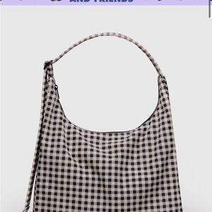 BAGGU Gingham Shoulder Bag